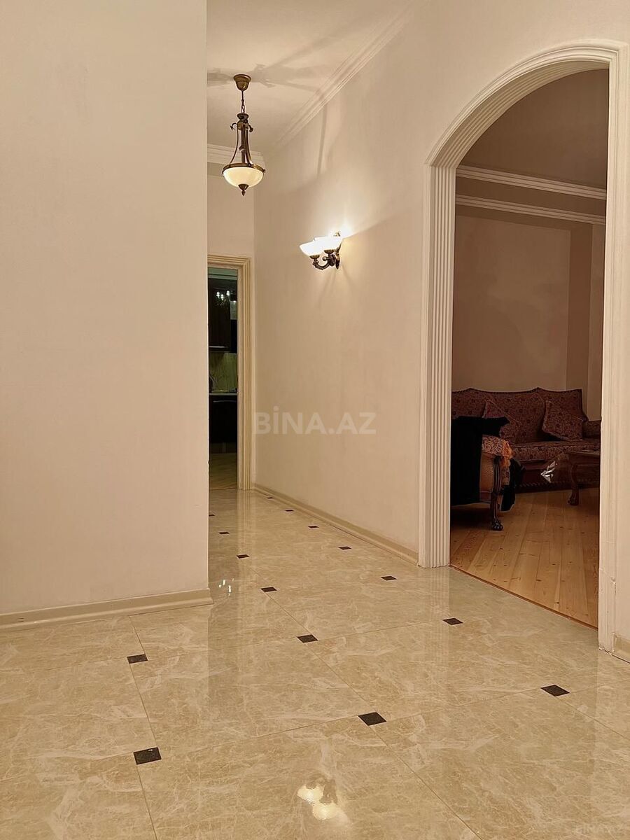 2 otaqlı Yeni tikili, Şah İsmayıl Xətai m., Bakı