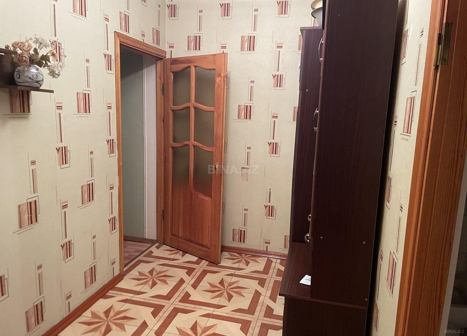 2 otaqlı Köhnə tikili, 8-ci kilometr q., Bakı
