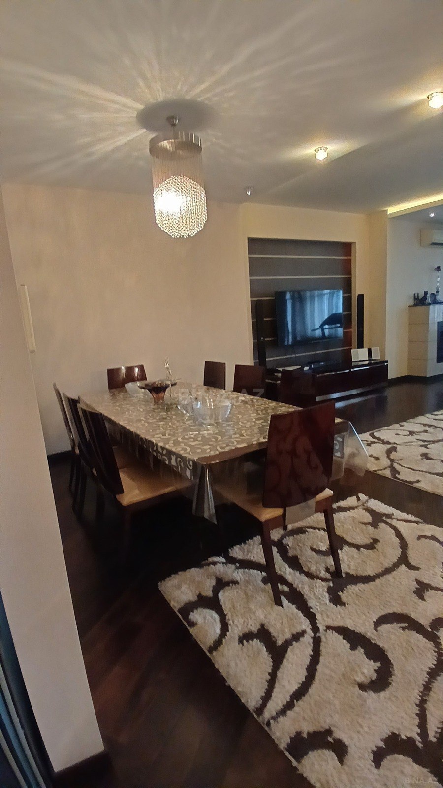 4 otaqlı Yeni tikili, Elmlər Akademiyası m., Bakı