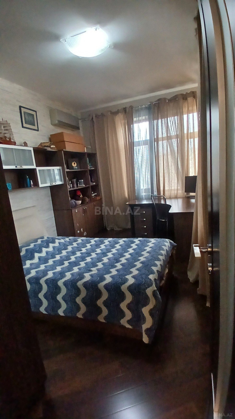 4 otaqlı Yeni tikili, Elmlər Akademiyası m., Bakı