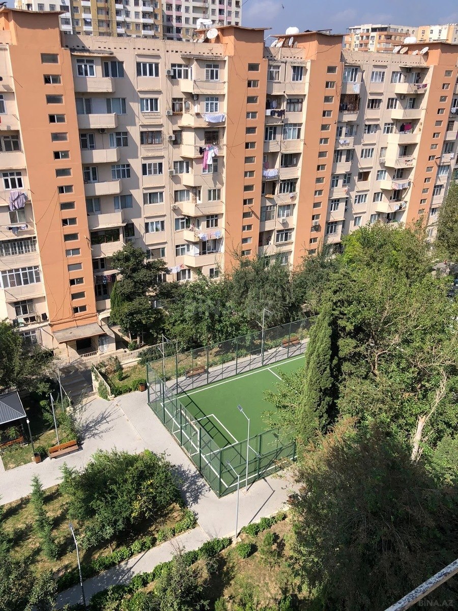 2 otaqlı Köhnə tikili, Əhmədli m., Bakı