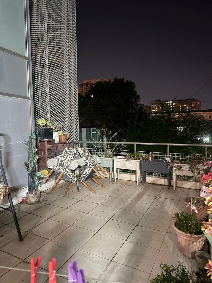 3 otaqlı Köhnə tikili, Nəsimi r., Bakı