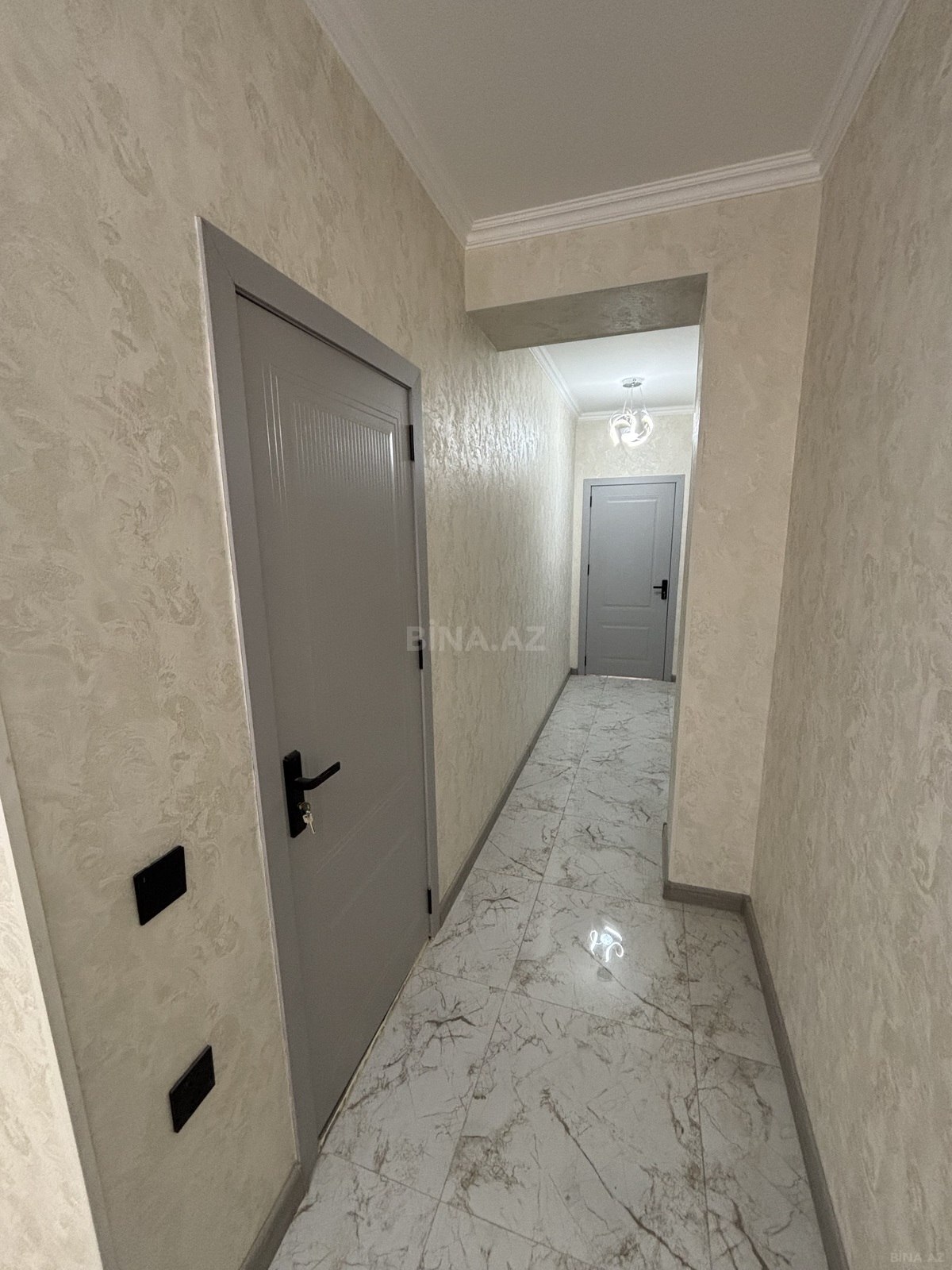 3 otaqlı Yeni tikili, Xırdalan