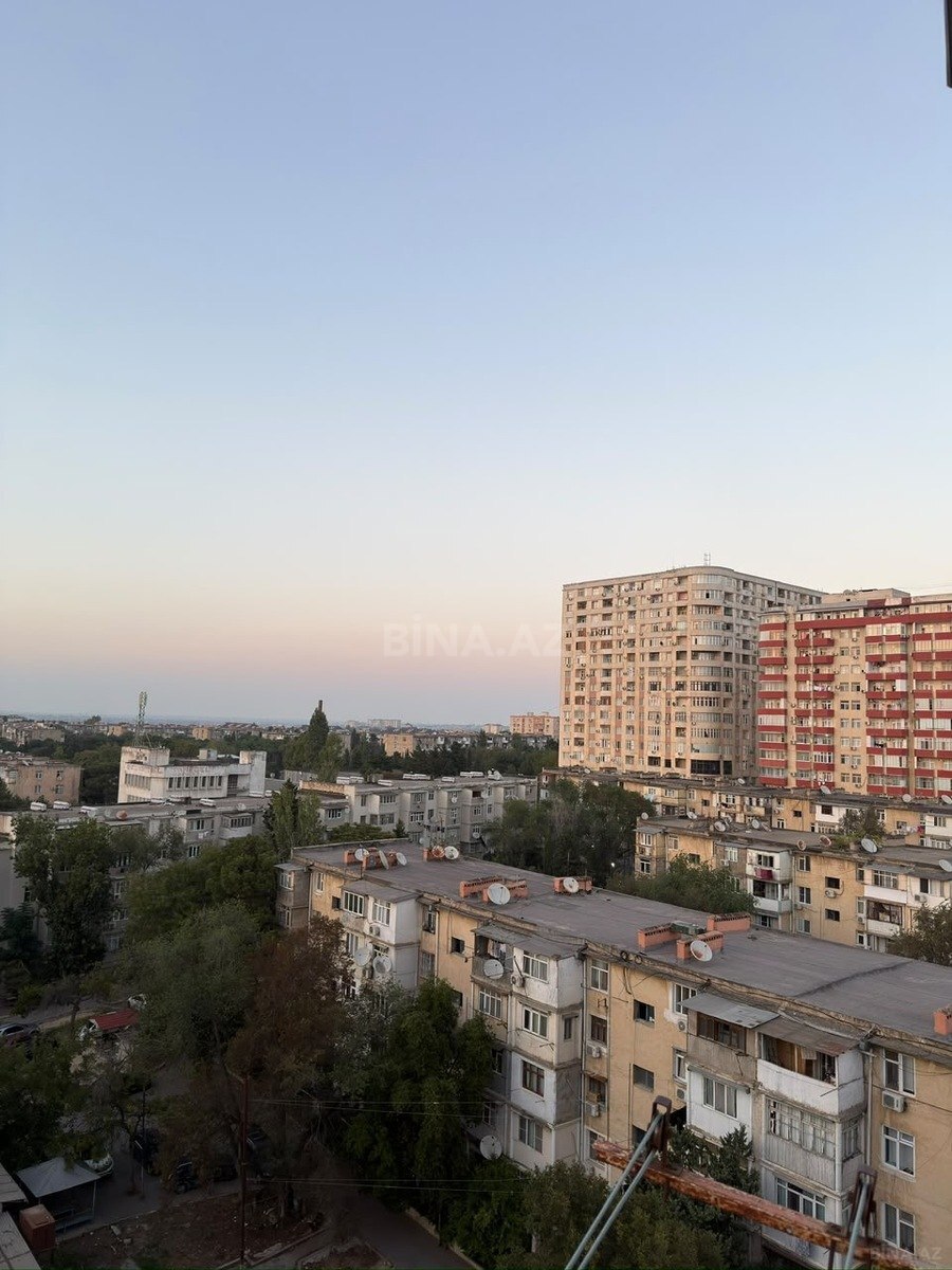 2 otaqlı Köhnə tikili, Neftçilər m., Bakı