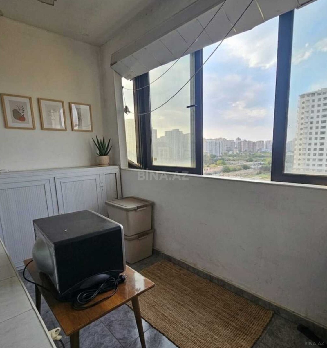 2 otaqlı Köhnə tikili, Şah İsmayıl Xətai m., Bakı