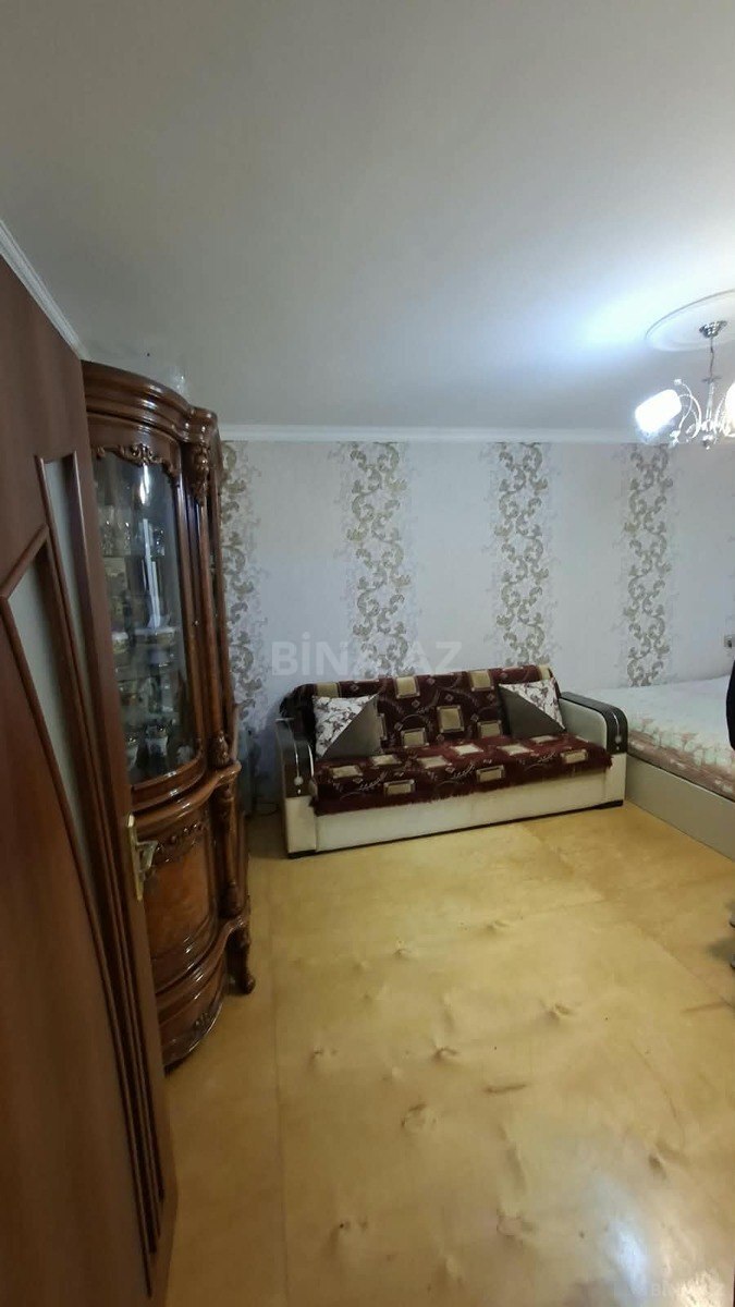 1 otaqlı Köhnə tikili, Qara Qarayev m., Bakı