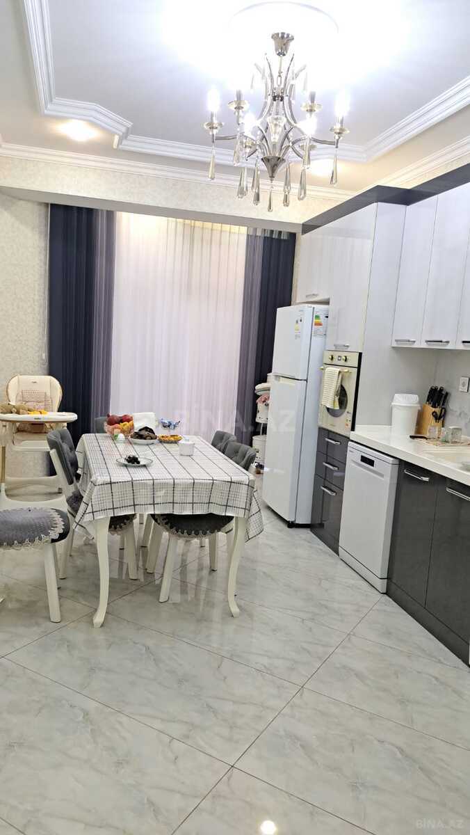 3 otaqlı Yeni tikili, 28 May m., Bakı