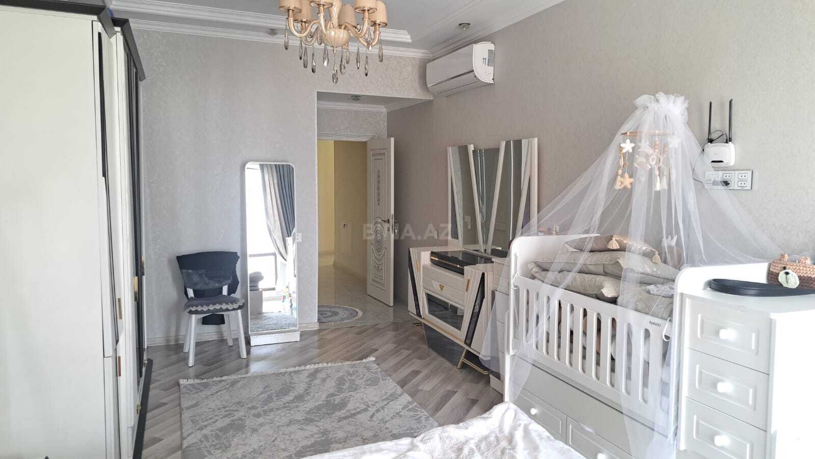 3 otaqlı Yeni tikili, 28 May m., Bakı