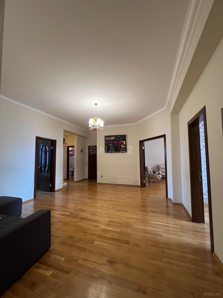 4 otaqlı Yeni tikili, Elmlər Akademiyası m., Bakı