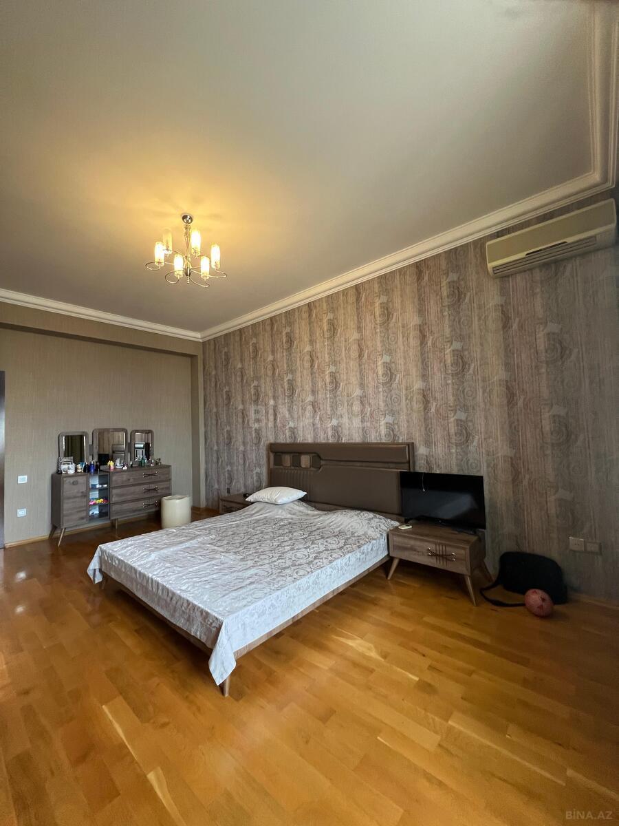 4 otaqlı Yeni tikili, Elmlər Akademiyası m., Bakı