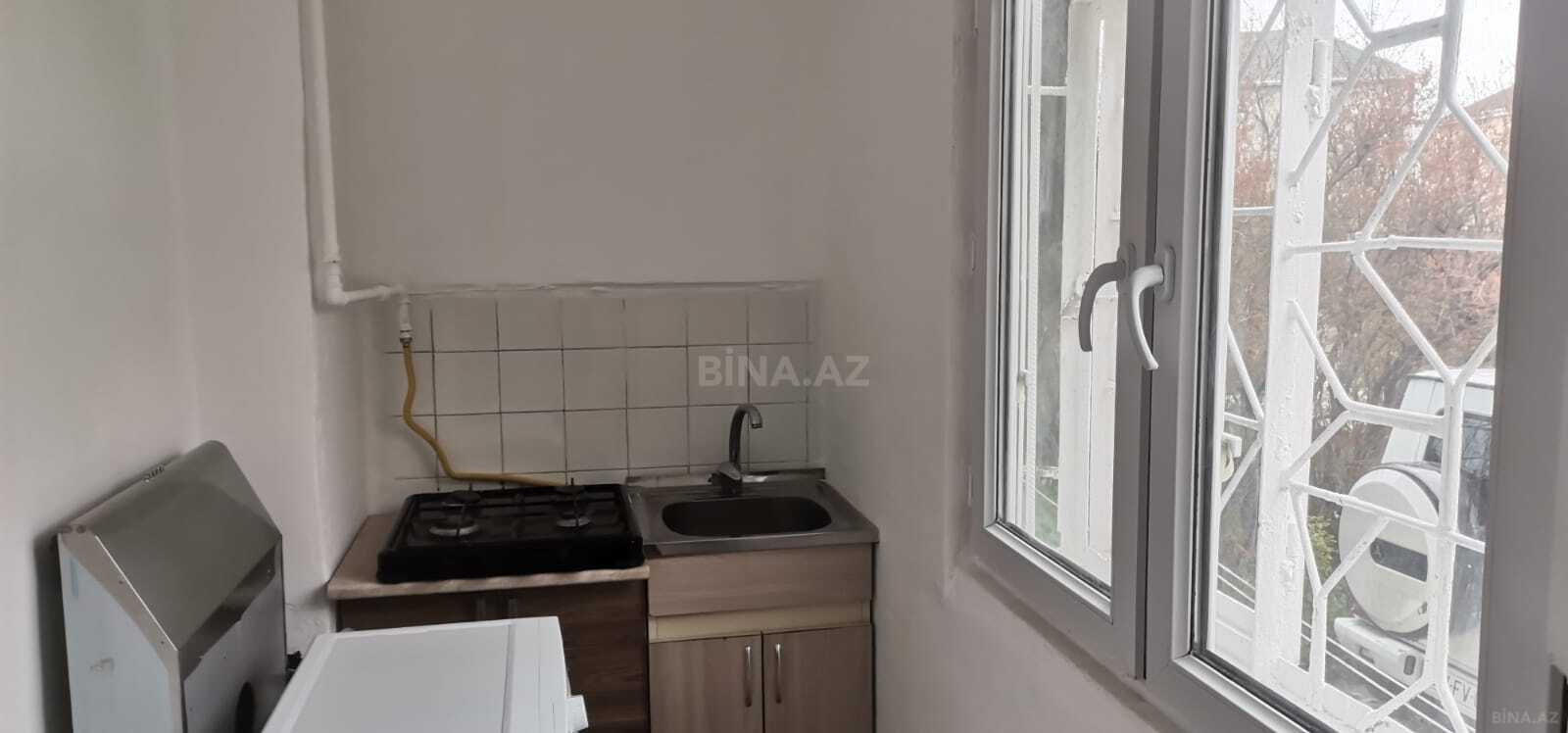 2 otaqlı Köhnə tikili, Həzi Aslanov m., Bakı