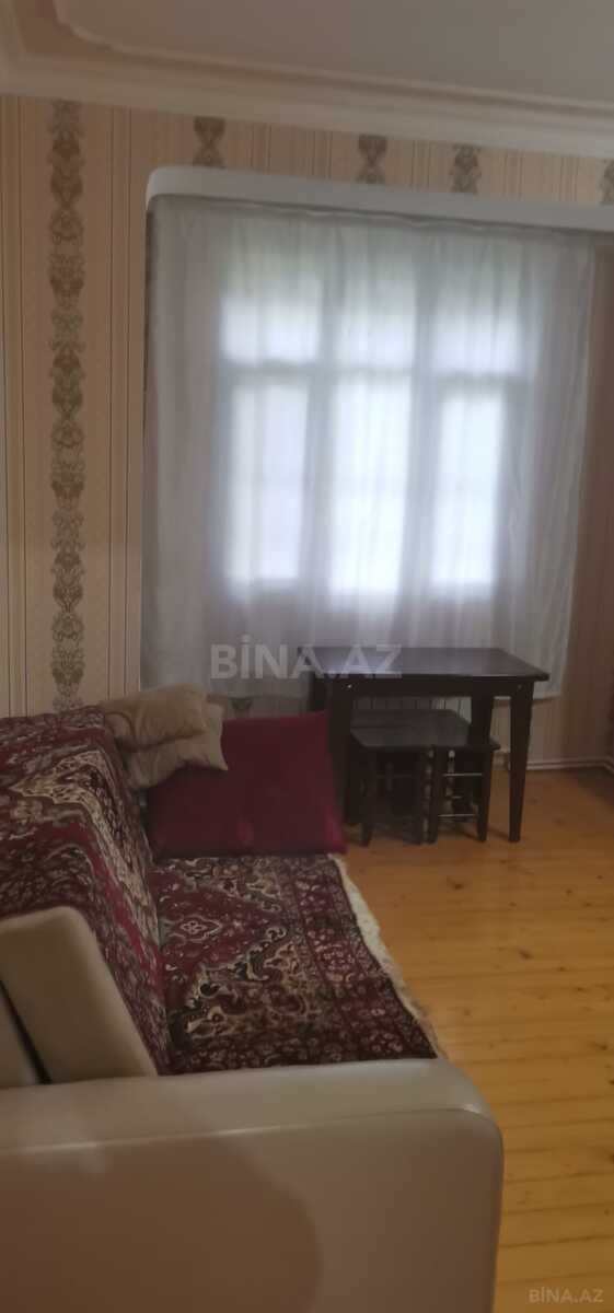 2 otaqlı Köhnə tikili, Həzi Aslanov m., Bakı