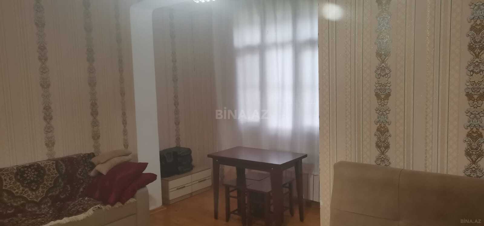 2 otaqlı Köhnə tikili, Həzi Aslanov m., Bakı