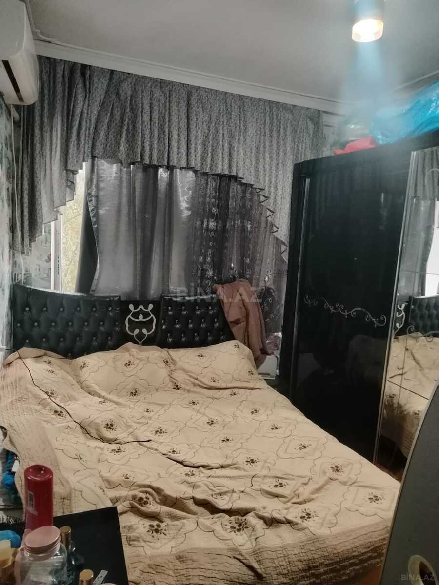 2 otaqlı Köhnə tikili, Memar Əcəmi m., Bakı