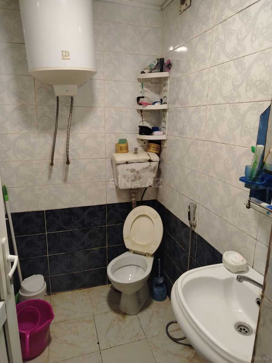 2 otaqlı Köhnə tikili, Memar Əcəmi m., Bakı