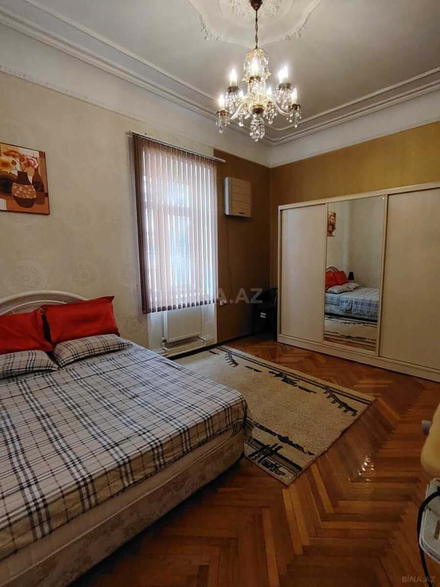 2 otaqlı Köhnə tikili, Sahil m., Bakı