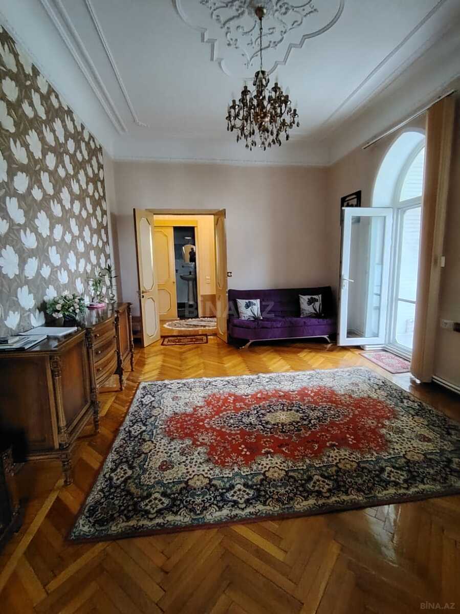 2 otaqlı Köhnə tikili, Sahil m., Bakı