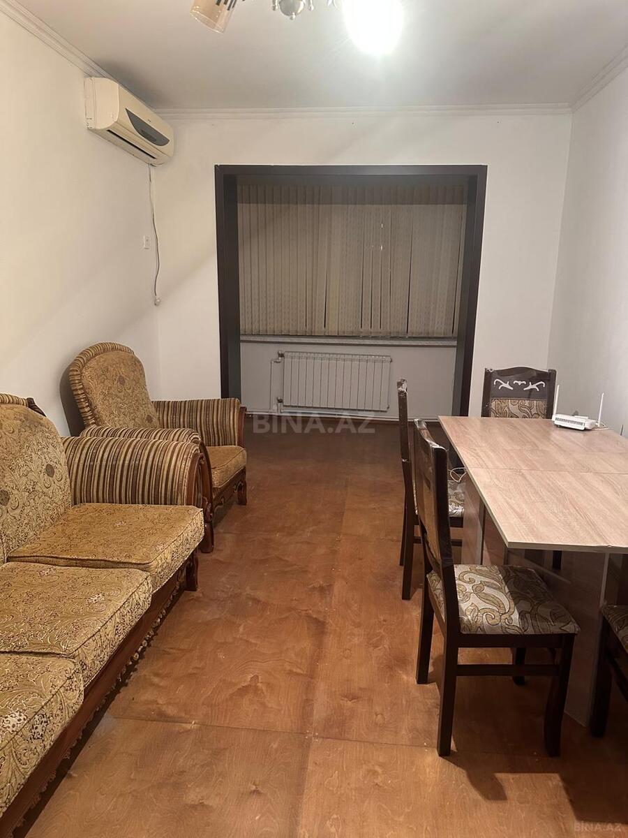 2 otaqlı Köhnə tikili, Bakıxanov q., Bakı