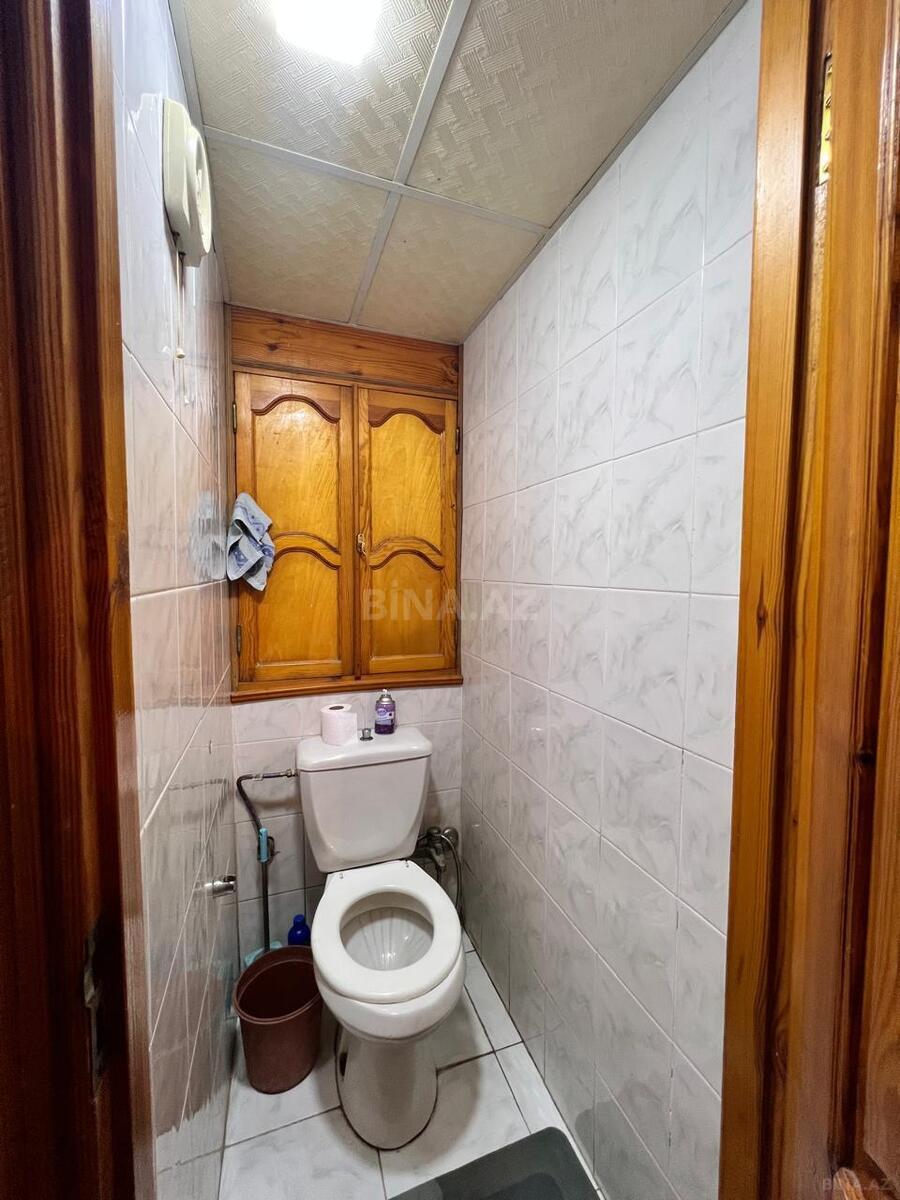 2 otaqlı Köhnə tikili, Xalqlar Dostluğu m., Bakı