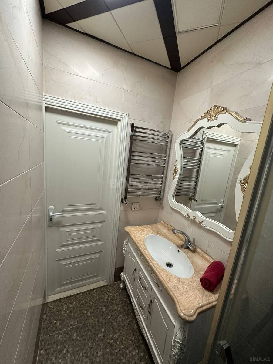 3 otaqlı Köhnə tikili, Əhmədli m., Bakı