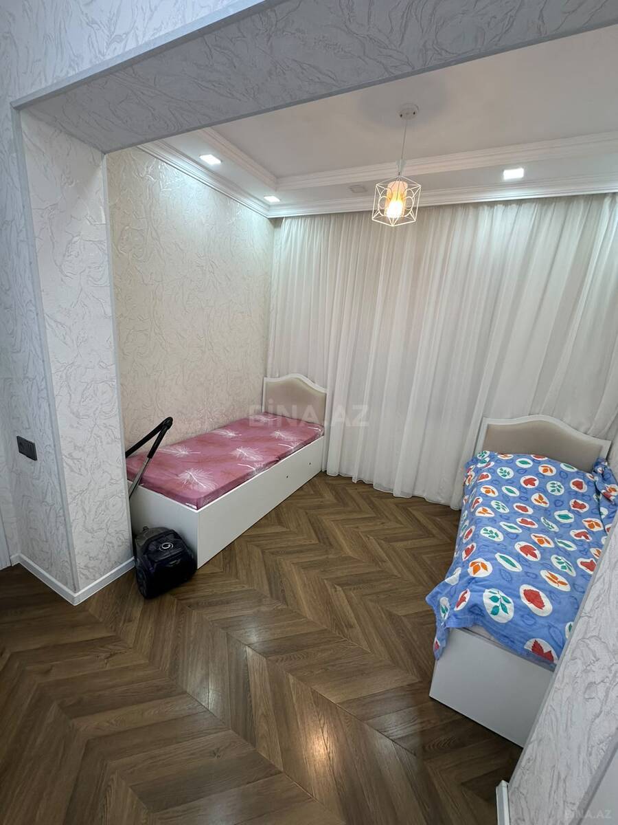 3 otaqlı Köhnə tikili, Əhmədli m., Bakı