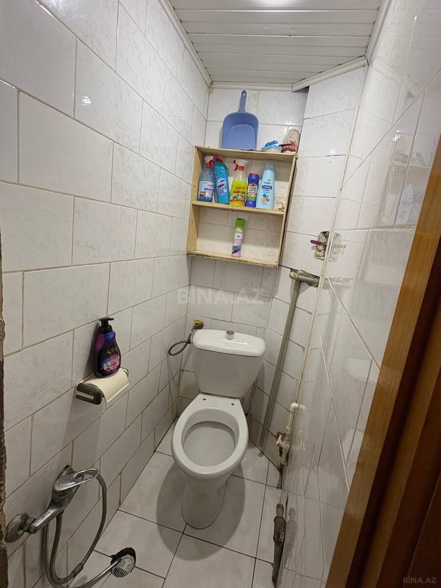3 otaqlı Köhnə tikili, Xalqlar Dostluğu m., Bakı