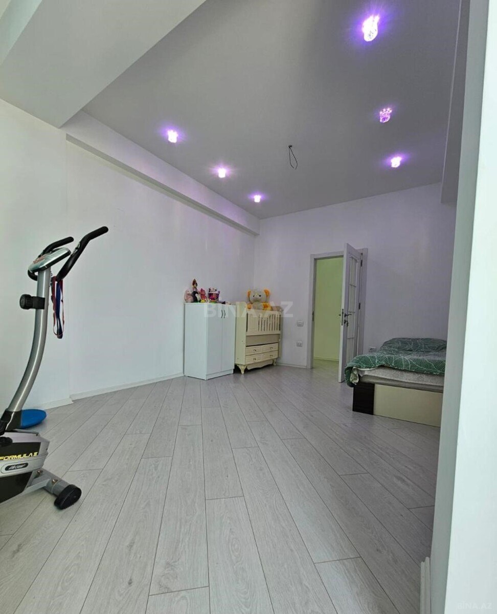 3 otaqlı Yeni tikili, İnşaatçılar m., Bakı