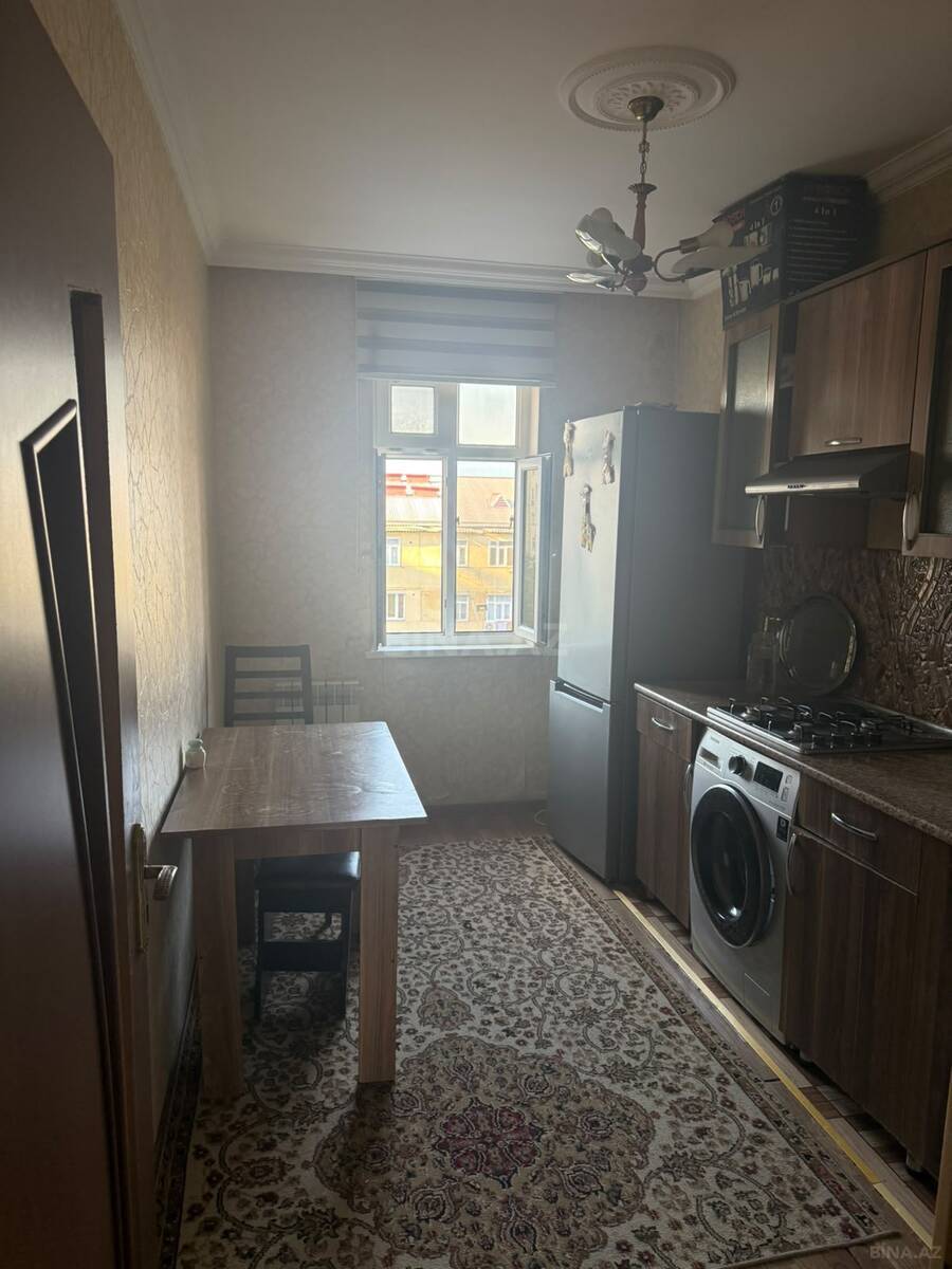 3 otaqlı Köhnə tikili, Sumqayıt