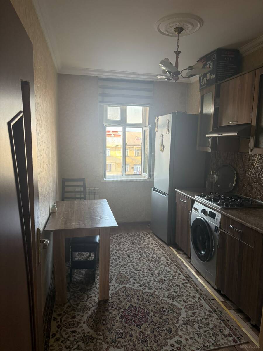 3 otaqlı Köhnə tikili, Sumqayıt