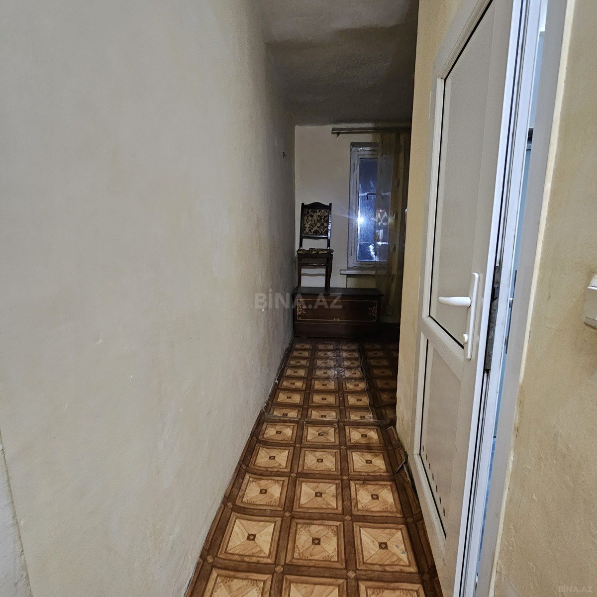 1 otaqlı Köhnə tikili, Bakıxanov q., Bakı