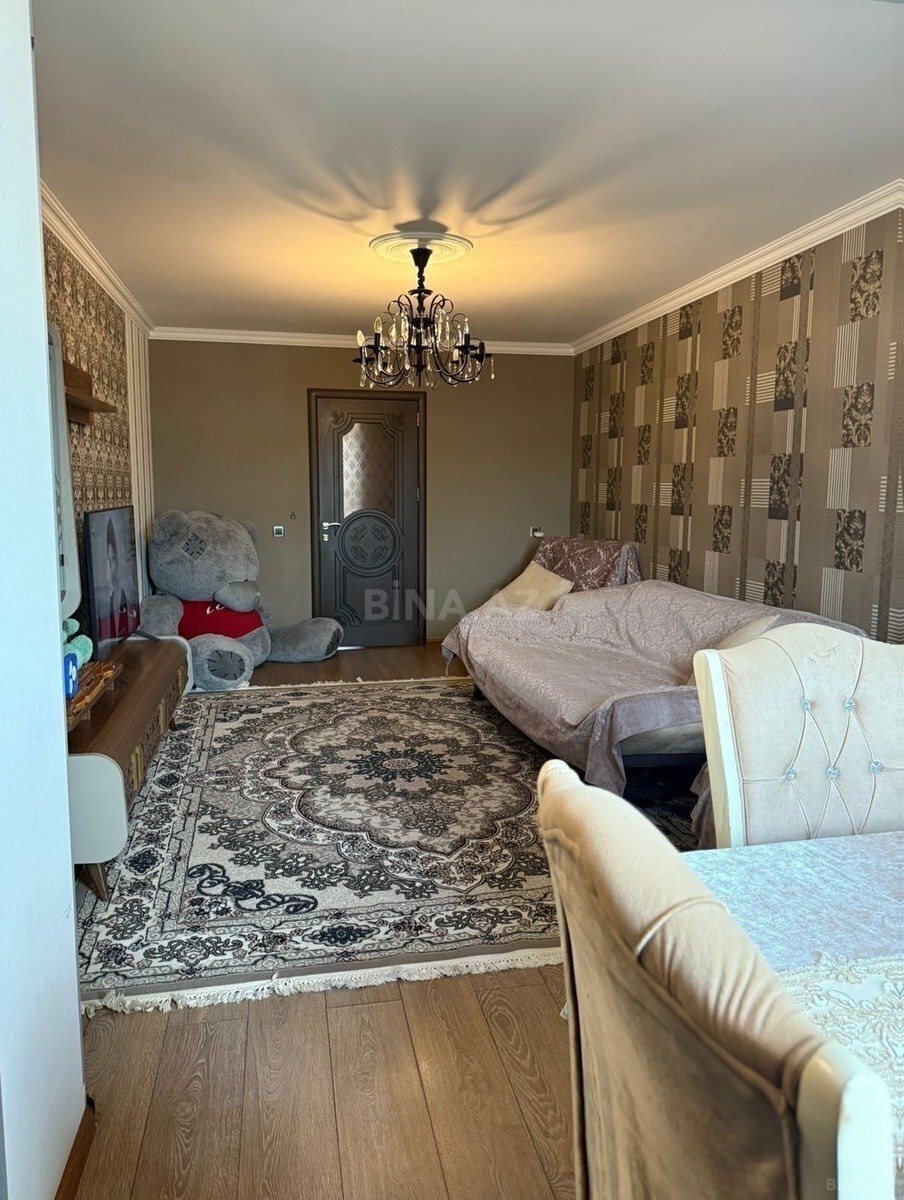 3 otaqlı Köhnə tikili, Gənclik m., Bakı