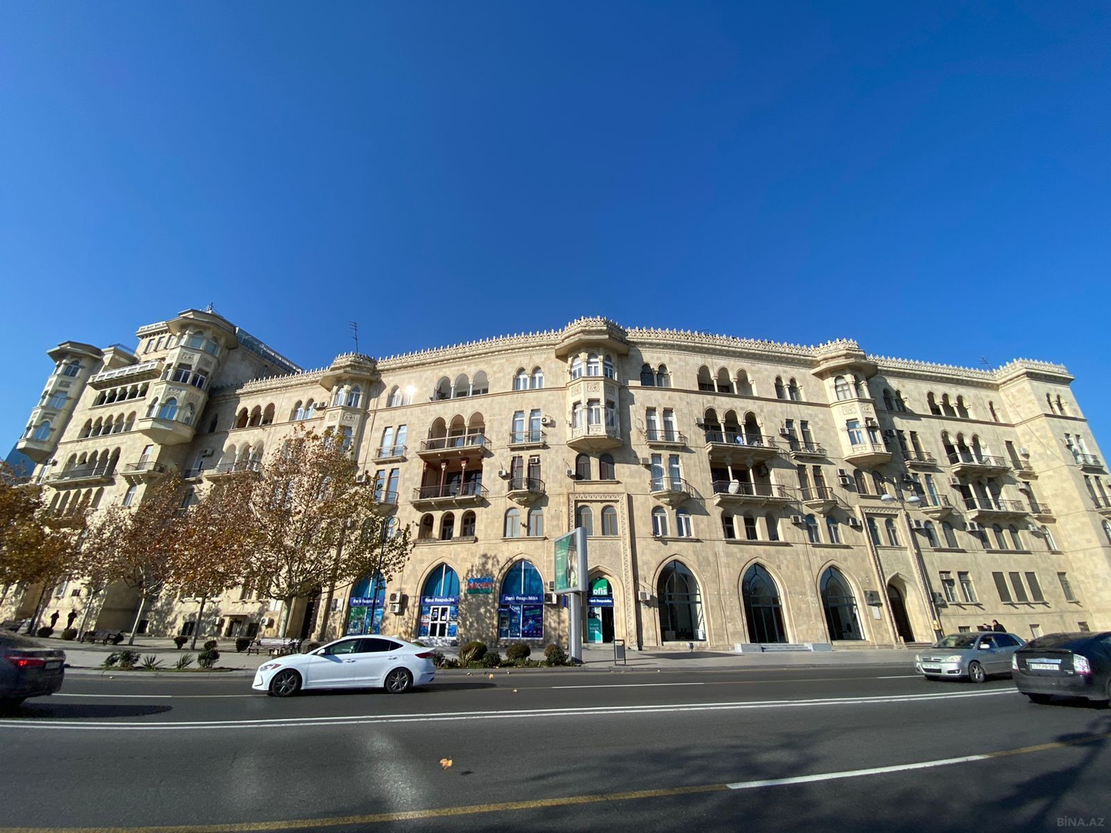 3 otaqlı Köhnə tikili, İçəri Şəhər m., Bakı