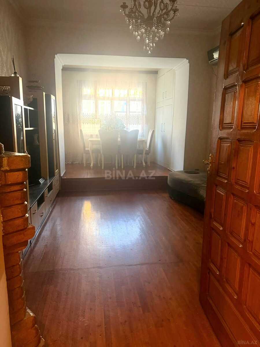 3 otaqlı Köhnə tikili, Sahil m., Bakı
