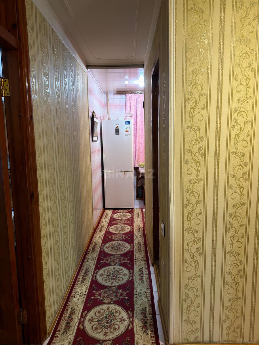 3 otaqlı Köhnə tikili, Nizami m., Bakı