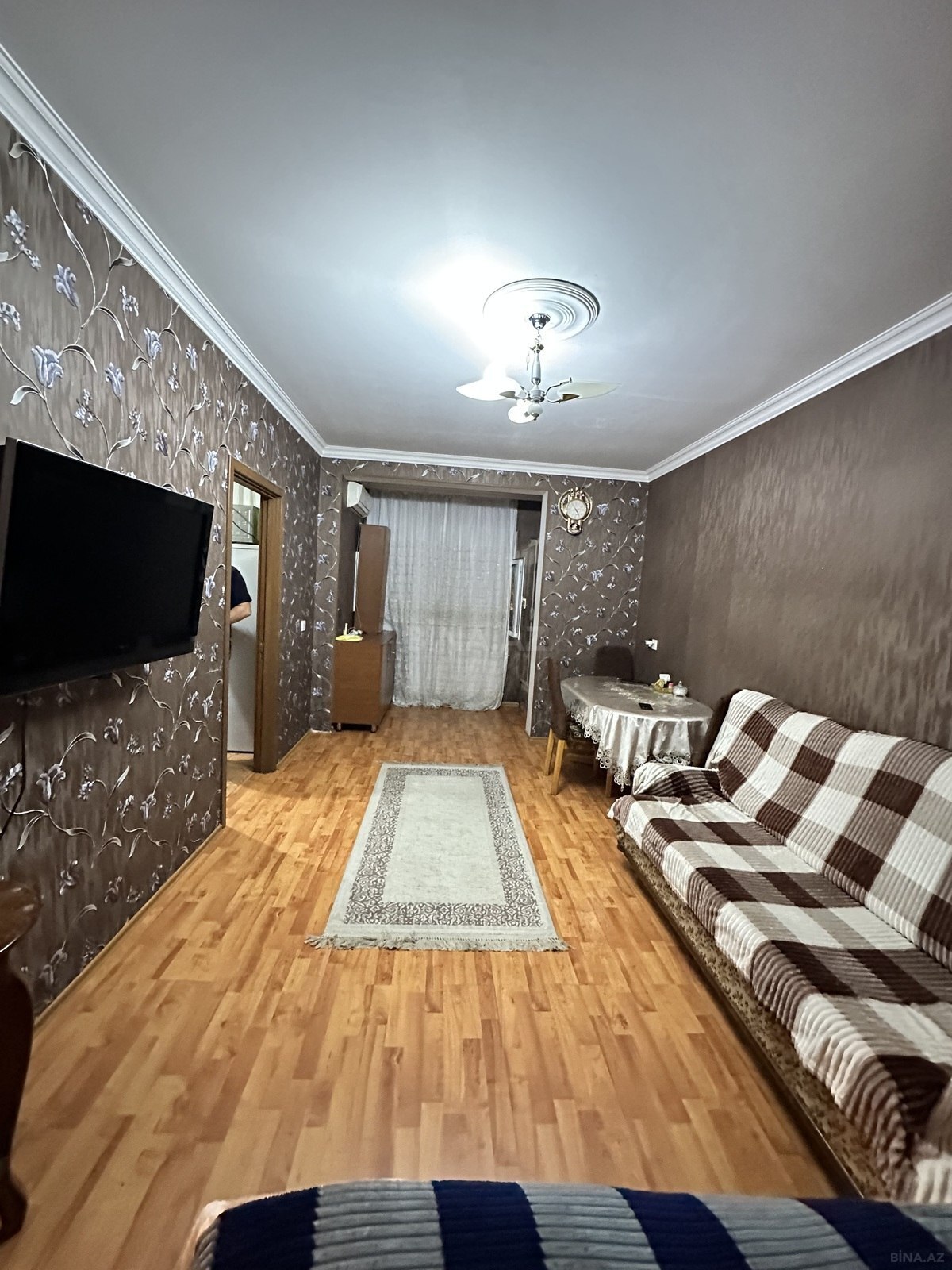 1 otaqlı Köhnə tikili, Memar Əcəmi m., Bakı