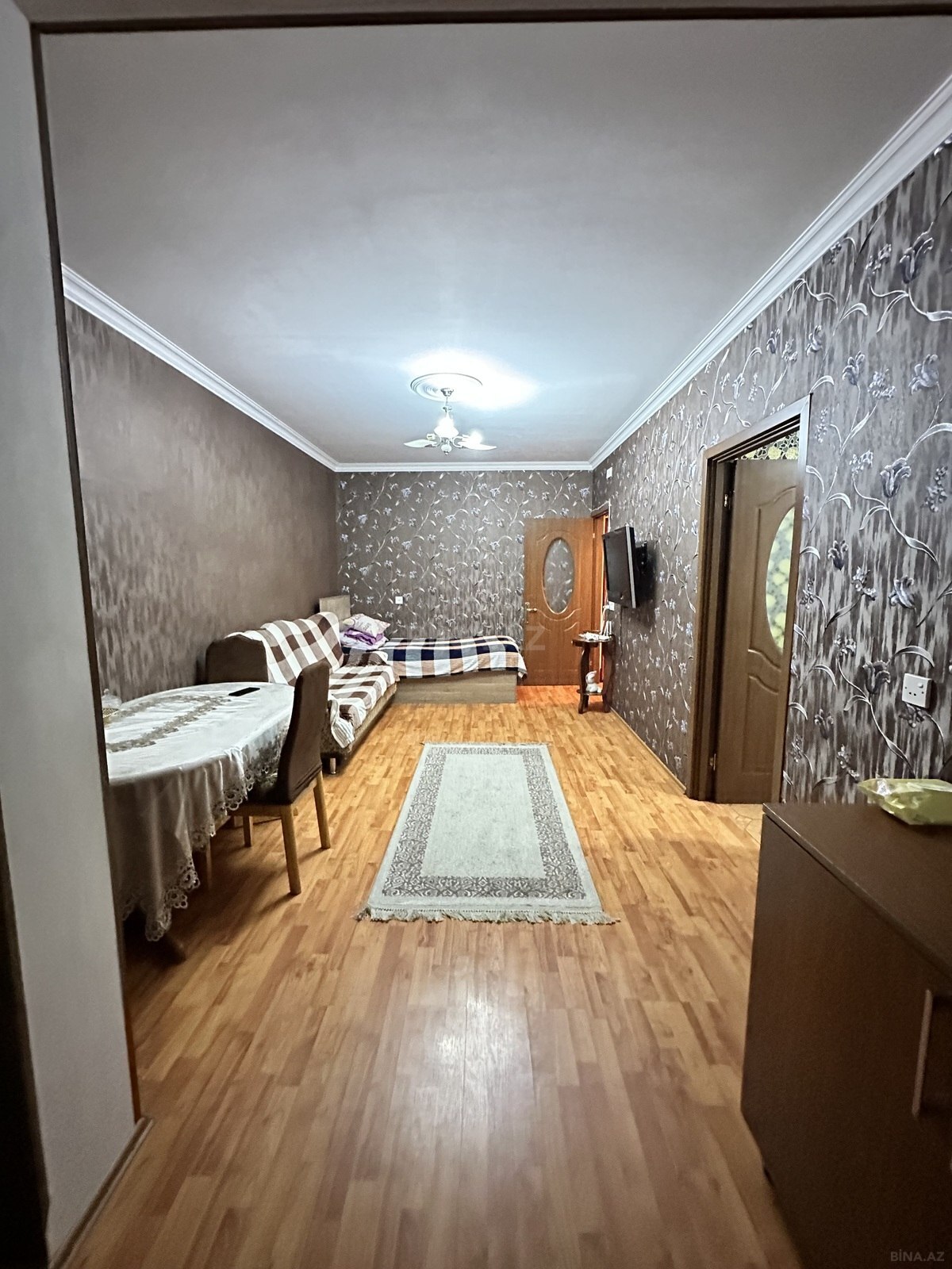 1 otaqlı Köhnə tikili, Memar Əcəmi m., Bakı