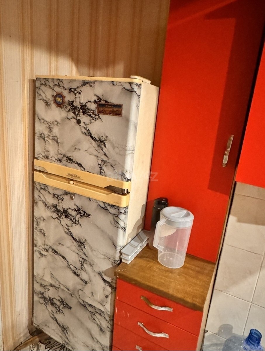 3 otaqlı Köhnə tikili, 28 May m., Bakı