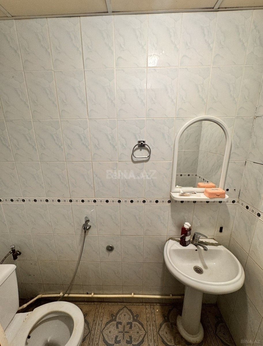 3 otaqlı Köhnə tikili, 28 May m., Bakı