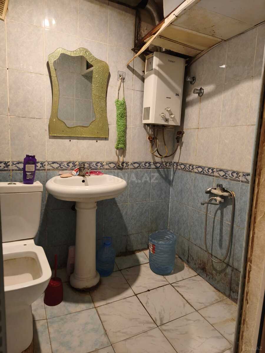 1 otaqlı Köhnə tikili, Elmlər Akademiyası m., Bakı