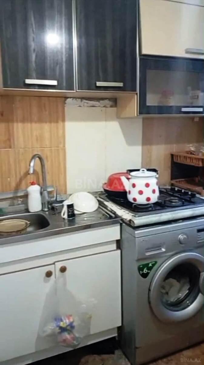 1 otaqlı Köhnə tikili, Elmlər Akademiyası m., Bakı
