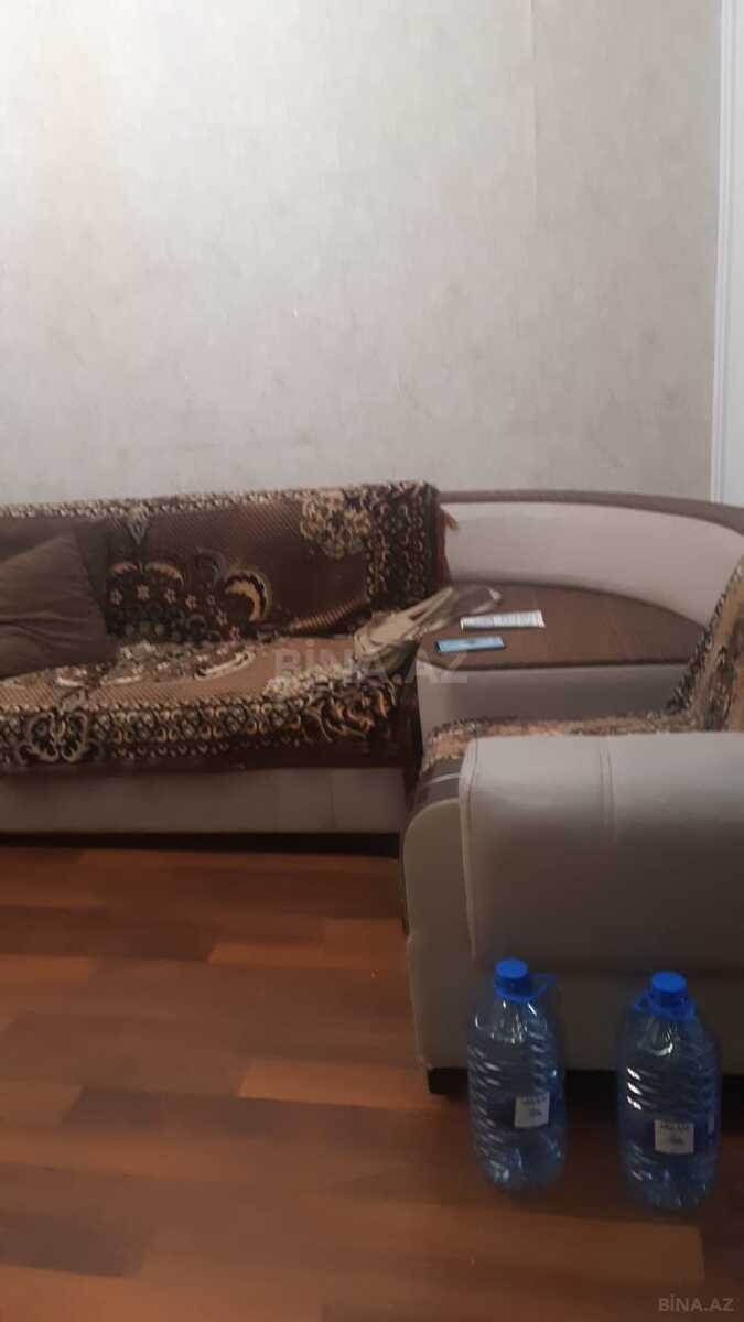 2 otaqlı Köhnə tikili, Memar Əcəmi m., Bakı