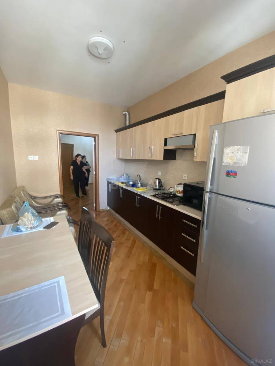 3 otaqlı Yeni tikili, 28 May m., Bakı