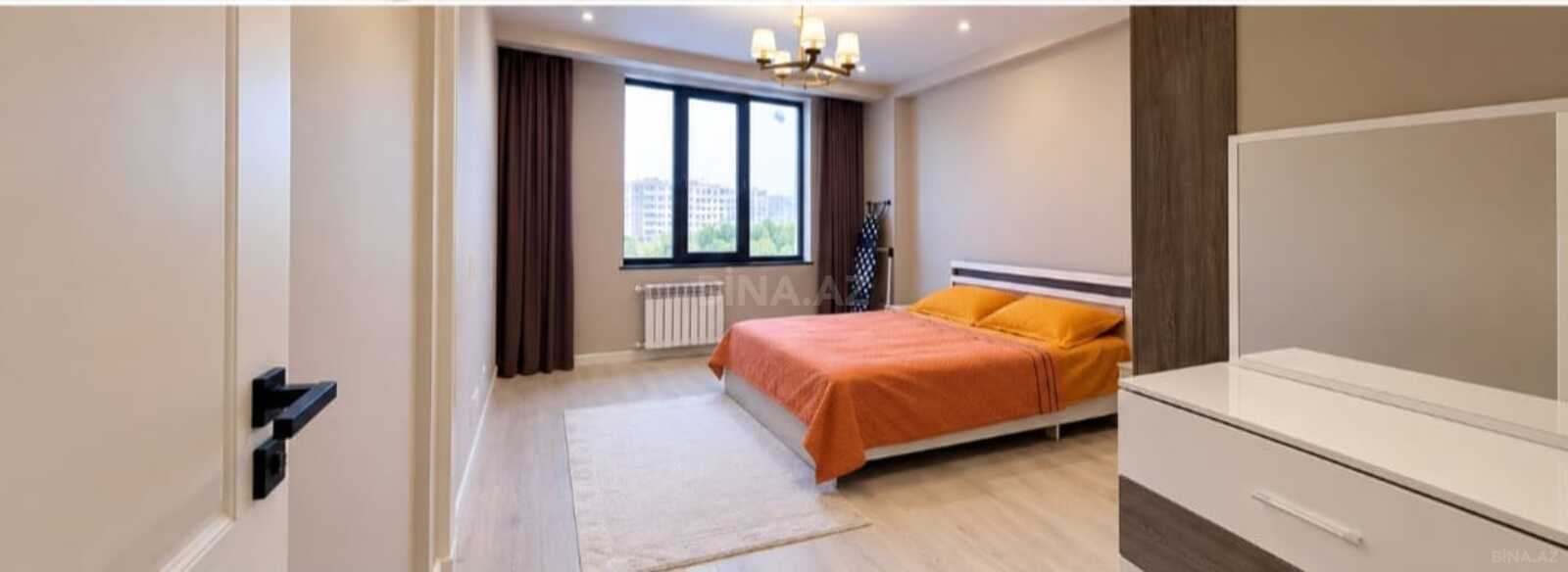 3 otaqlı Yeni tikili, İnşaatçılar m., Bakı