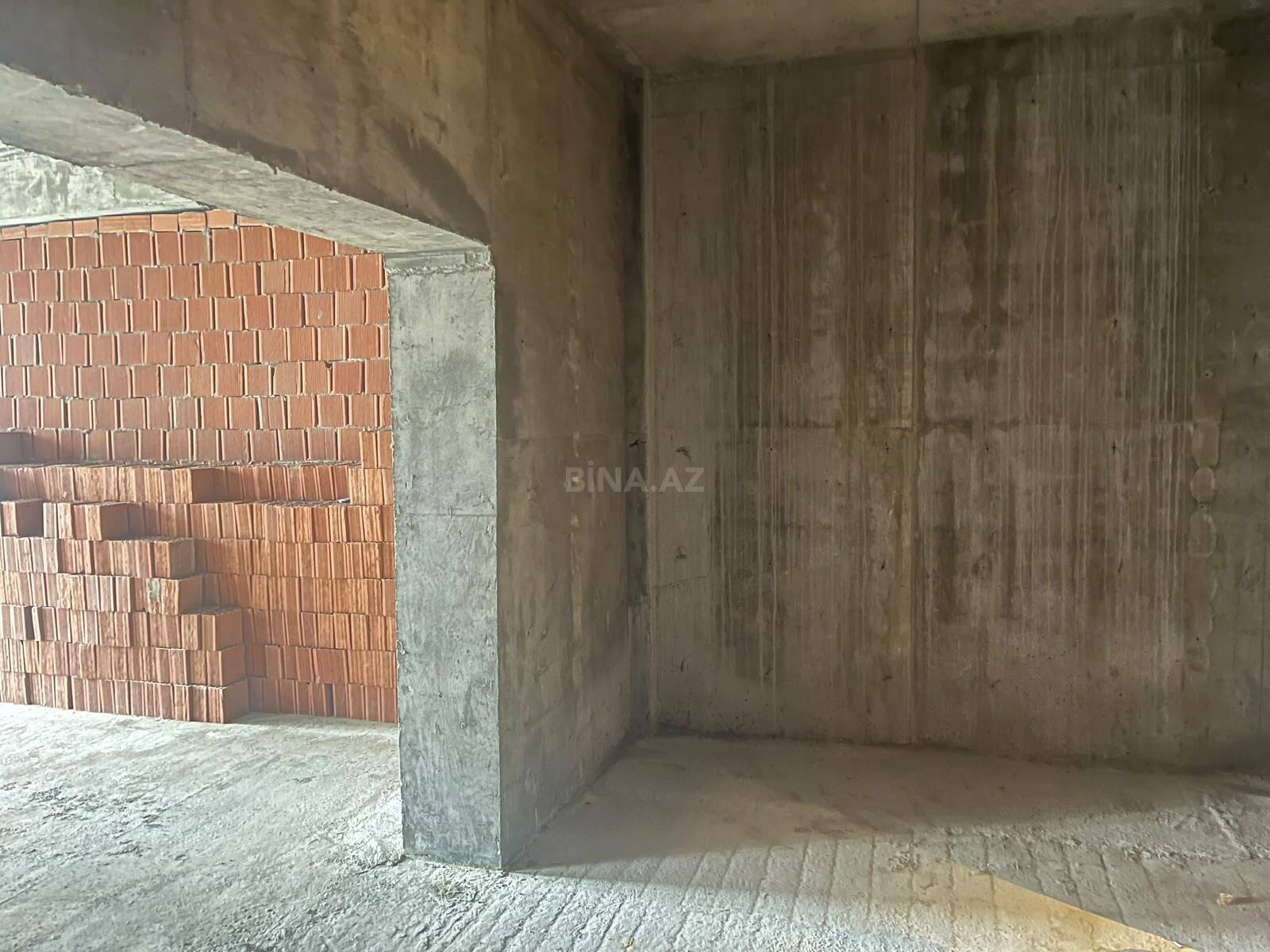 2 otaqlı Yeni tikili, Koroğlu m., Bakı