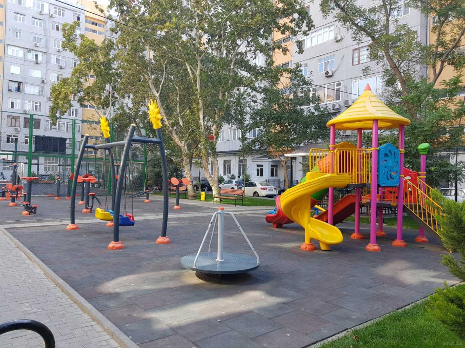 2 otaqlı Köhnə tikili, Gənclik m., Bakı
