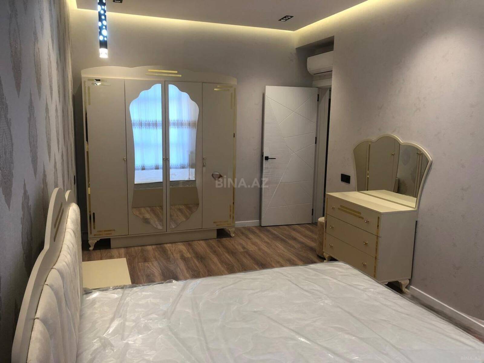 3 otaqlı Yeni tikili, Nizami r., Bakı