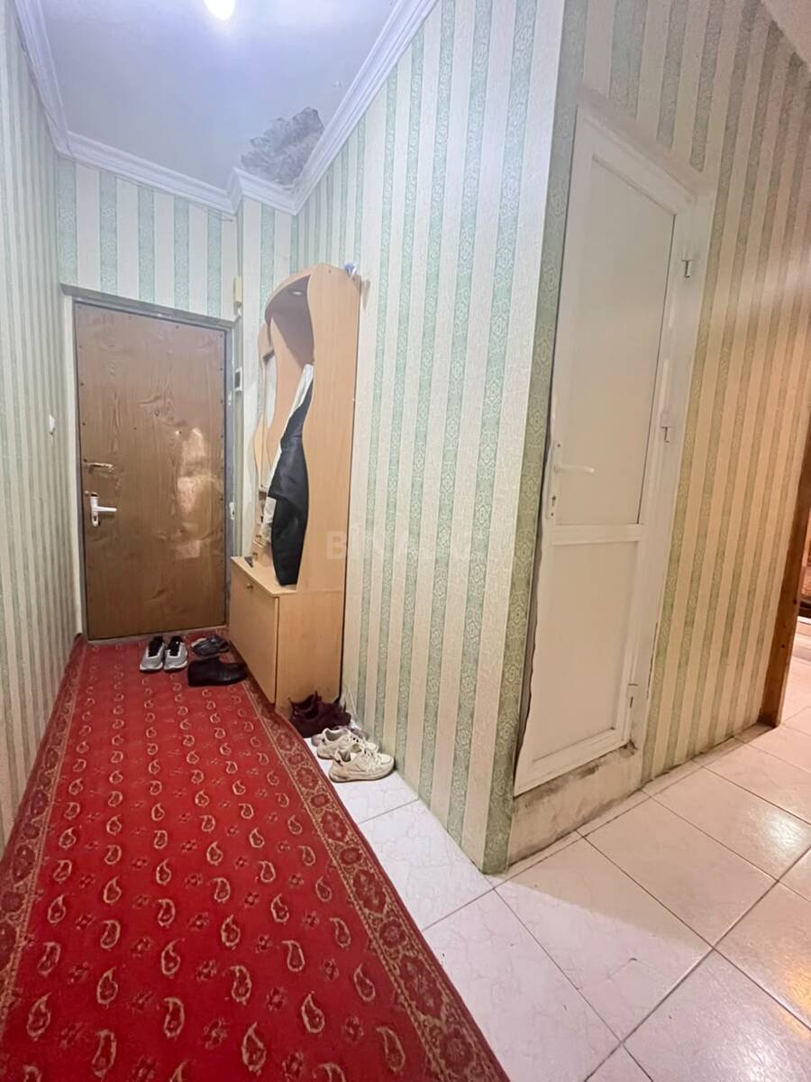 2 otaqlı Köhnə tikili, Azadlıq Prospekti m., Bakı