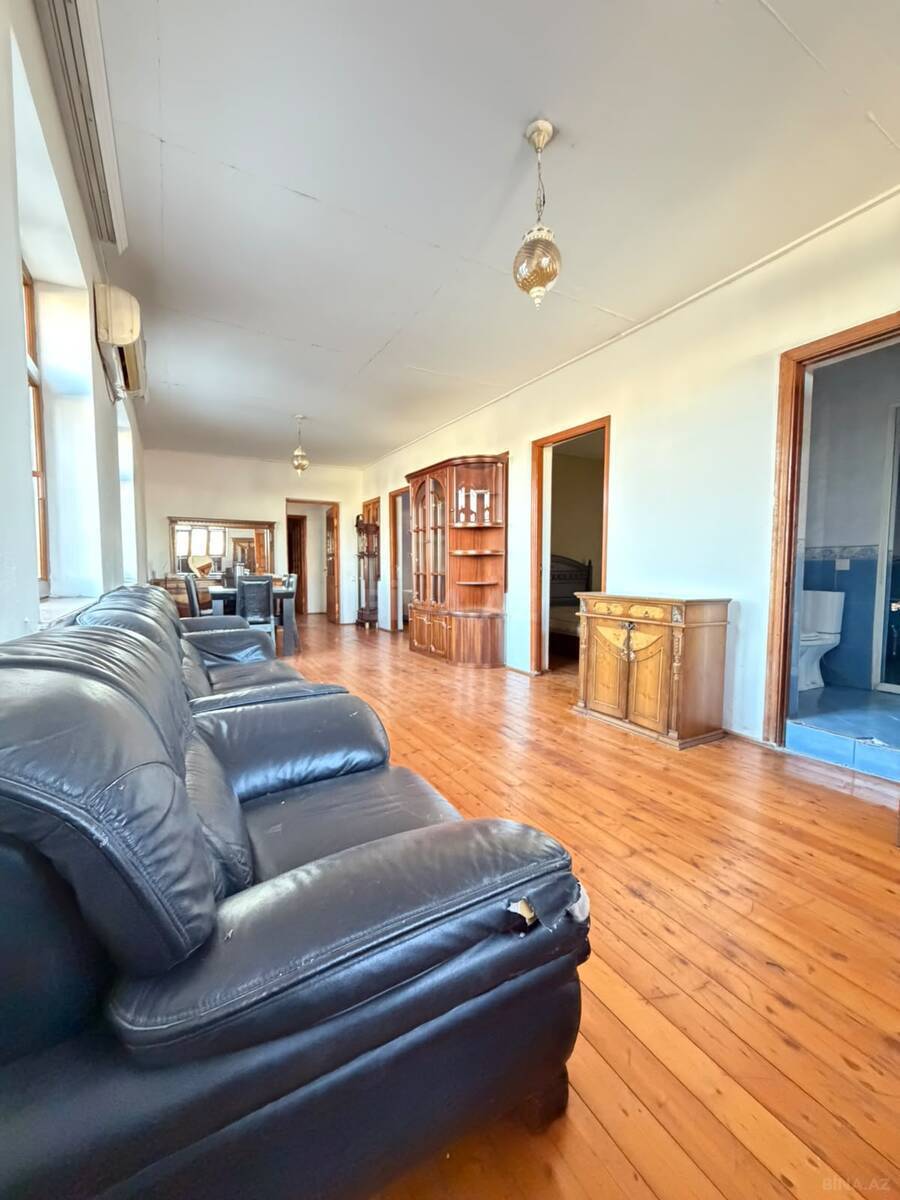 4 otaqlı Həyət evi/Bağ evi, Nəsimi r., Bakı
