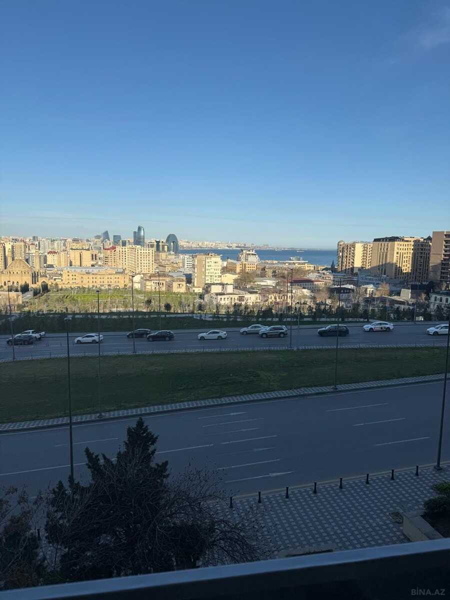 3 otaqlı Yeni tikili, İçəri Şəhər m., Bakı