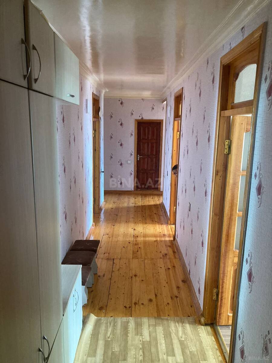 5 otaqlı Köhnə tikili, Bakıxanov q., Bakı